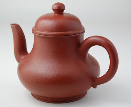 http://veggiechinese.net/teadrunk/TN_red_narrow_pearpot1.jpg