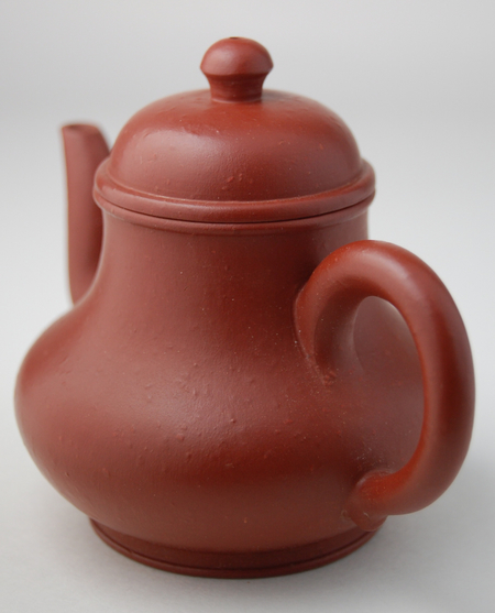 http://veggiechinese.net/teadrunk/TN_red_narrow_pearpot6.jpg